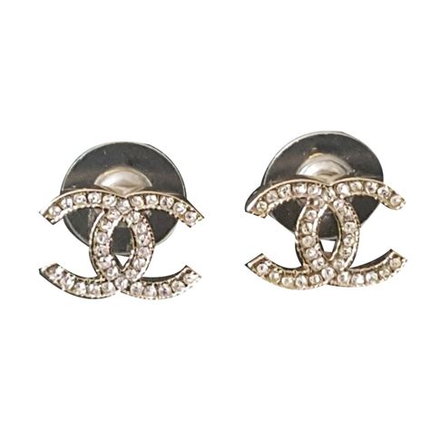 biucle doreille chanel|boucles de oreille Chanel femme.